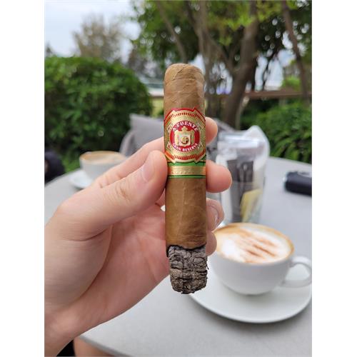 Arturo Fuente Natural Chateau Fuente 4