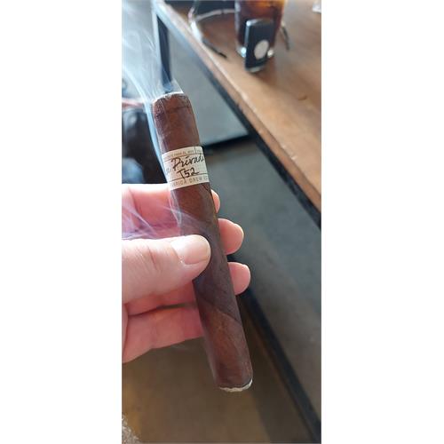 Liga Privada T52 Cigars - Neptune Cigar