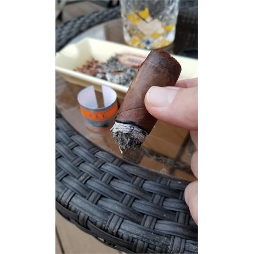 CLE Cigars - Neptune Cigars Inc.